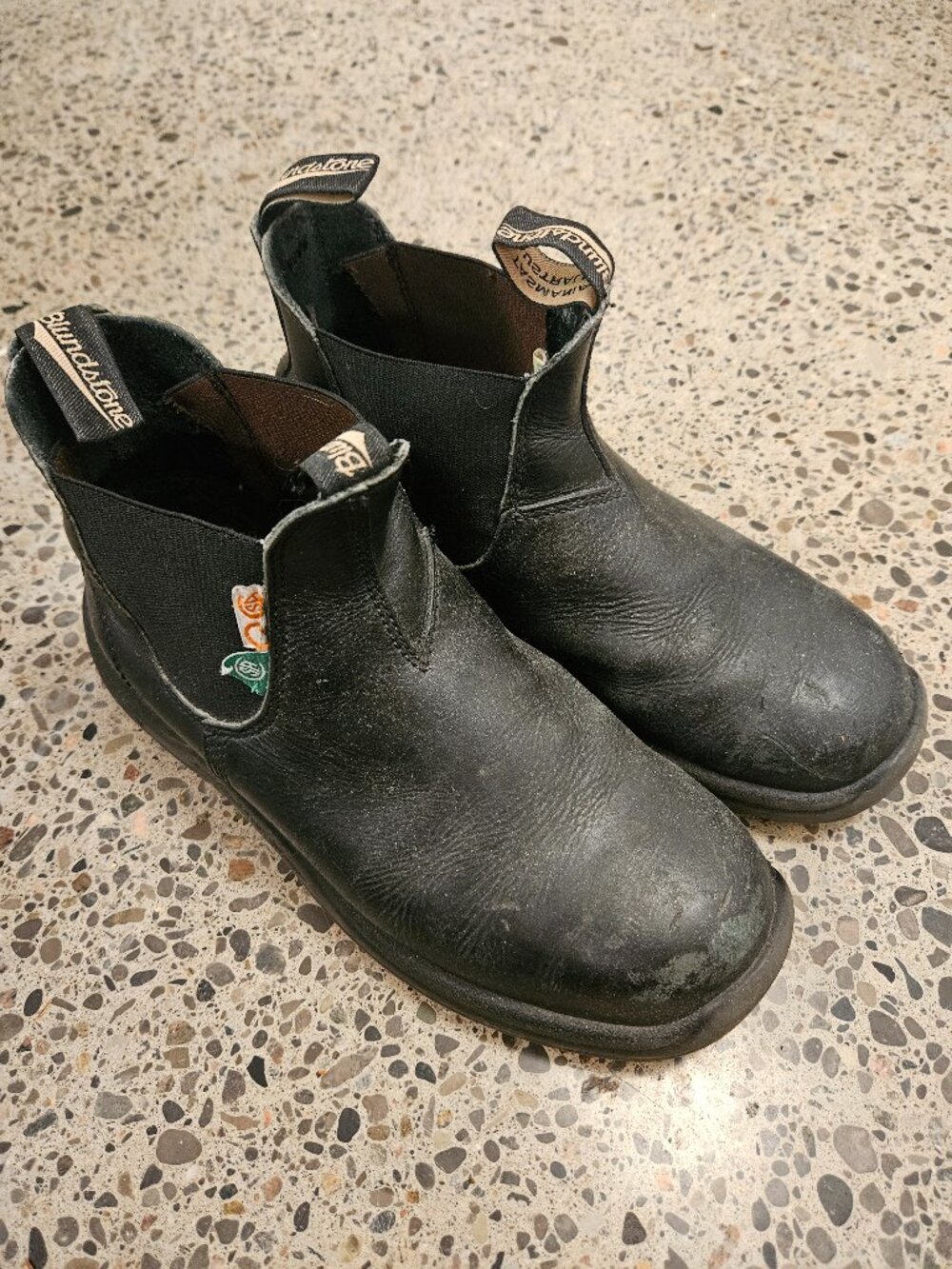 BLUNDSTONE 163 steel toe safety Chelsea boots black